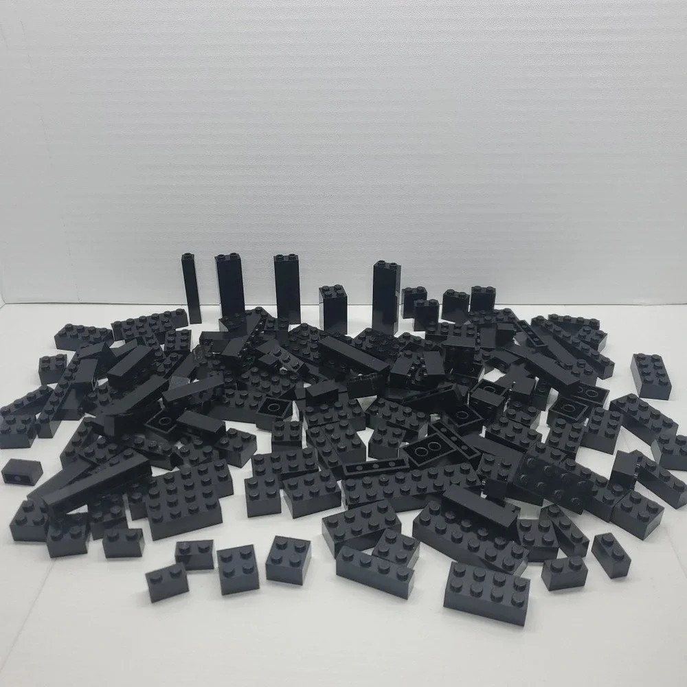 Lego Parts Bricks - Lot Of 140 Black Bricks Assorted‎ Sizes